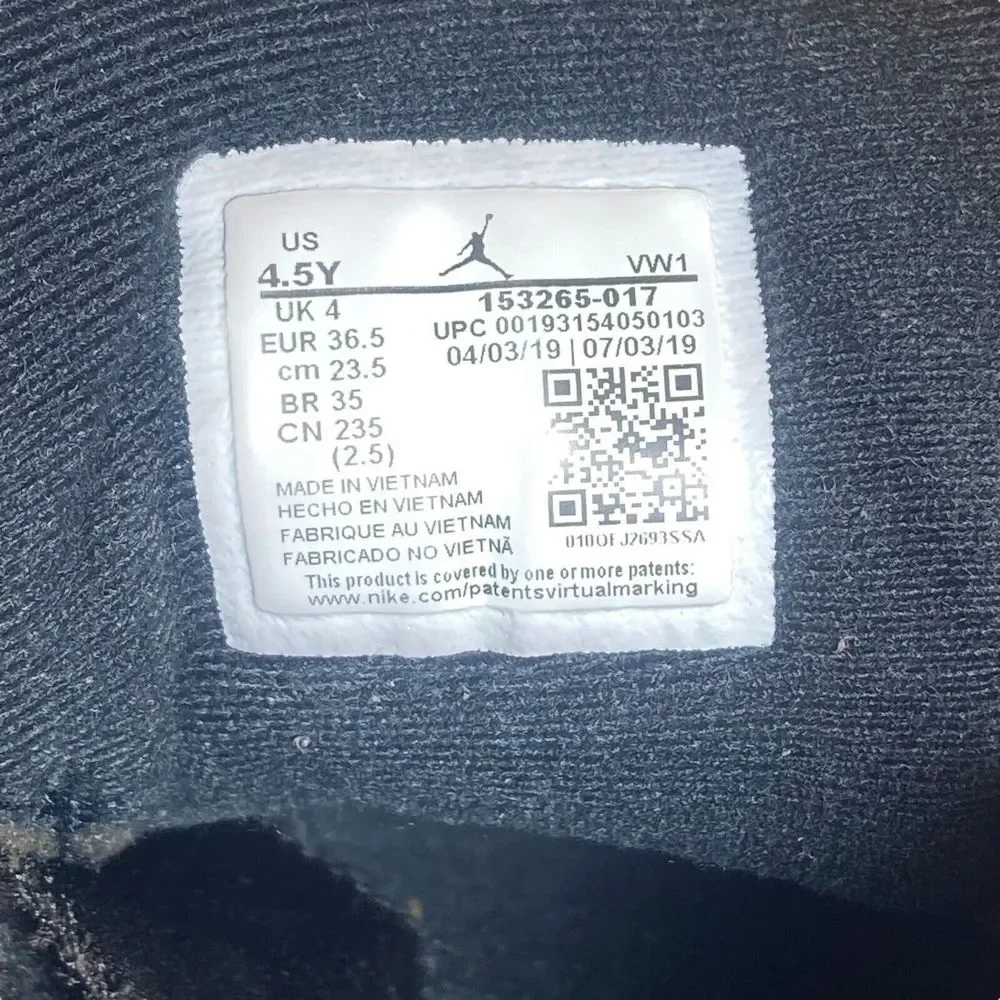 Nike Air Jordan 12 Retro GS Reverse Taxi Size 4.5 Youth Kids 153265-017 Black
